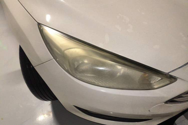 Used Ford Focus 2015 Sedan 1.6L Automatic Comfort Model
