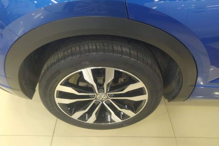 Used Volkswagen T-ROC 2020 280TSI DSG Two-Wheel Drive R-Line Pro
