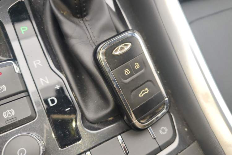 Used Chery Tiggo 8 2018 1.5 TCI Automatic Luxury Model 5 Seats Vehicle Key