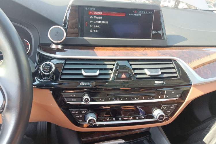 Used BMW 5 Series 2018 528Li Launch Special Edition
