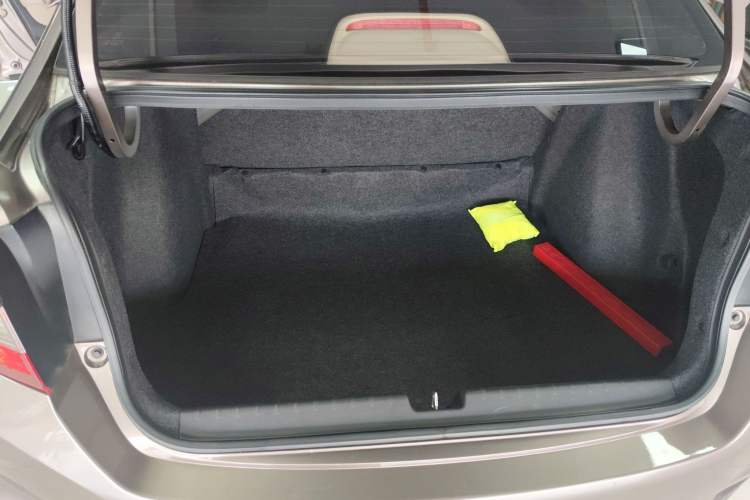 Used Honda Greiz 2016 1.5L CVT Classic Edition