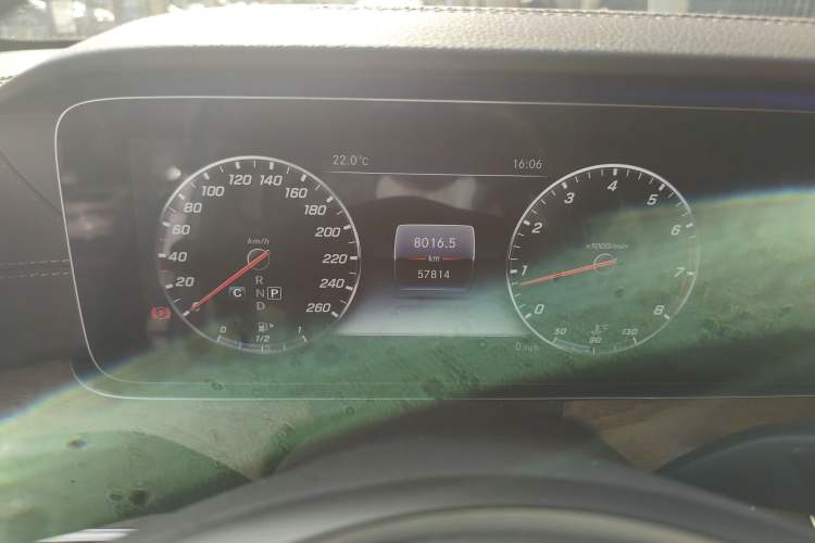 Used Mercedes-Benz E-Class 2017 E 300 L Luxury Model Instrument Cluster