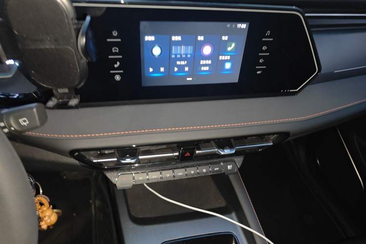 Used Oshan X7 PLUS 2022 1.5T Manual Luxury Version