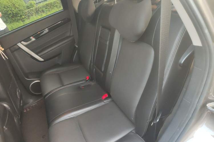 Used Chevrolet Captiva 2017 2.4L Two-Wheel Drive Urban Version 7 Seats