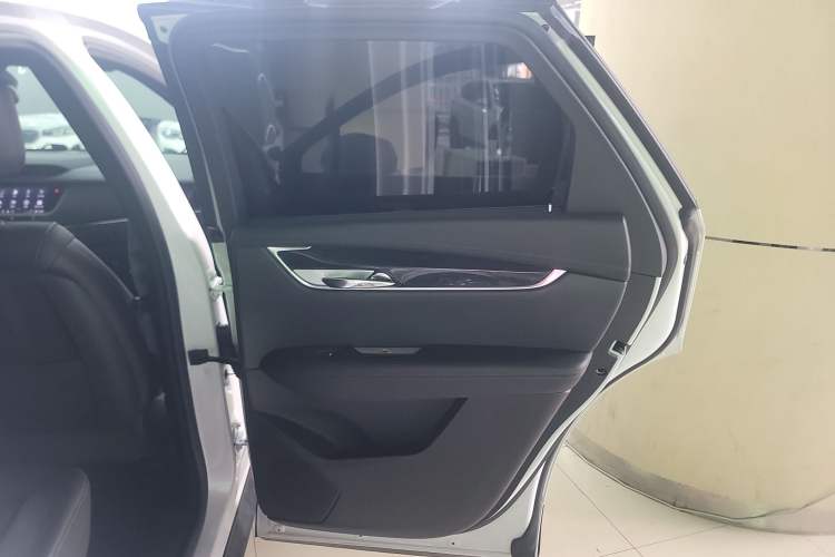 Used Cadillac XT5 2020 28T Luxury Version