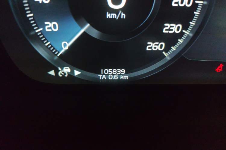 Used Volvo S90 2020 T5 Zhiyuan Luxury Edition Odometer Close Up