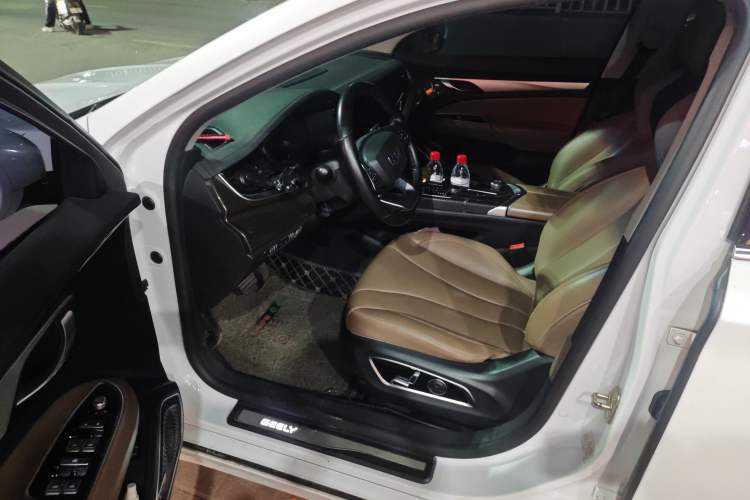 Used Geely Auto Emgrand GT 2018 1.5T MHEV Yaozhi Edition
