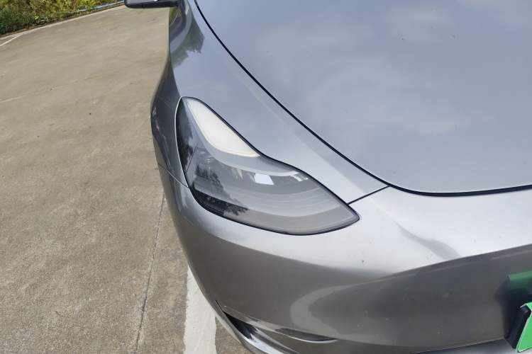Used Tesla Model Y 2021 Long-Range All-Wheel-Drive Version