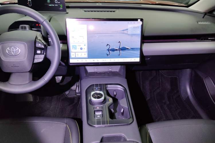 Used Toyota bZ5 2025 Model 550 PRO Smart Driving Edition
