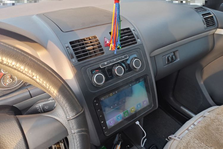 Used Volkswagen Touran 2015 1.4T Manual Fashion Edition 5-Seater
