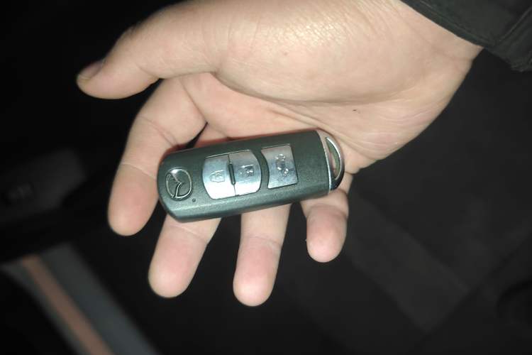 Used Mazda 3 Axela 2014 Sedan 1.5L Manual Comfort Model Vehicle Key