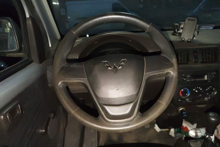 Used Wuling Rongguang 2019 1.5L Extended Basic Version Steering Wheel