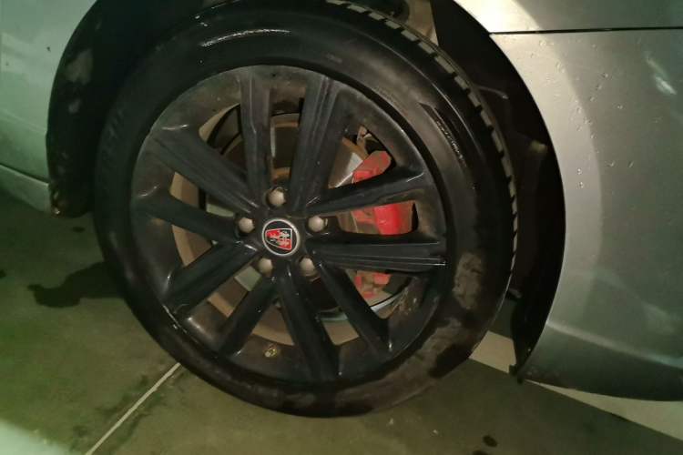 Used Roewe i5 2019 GL 20T Automatic 4G Connected & Ultra-Cool Play Edition