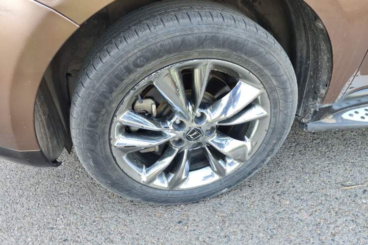 Used Luxgen Great 7 SUV 2013 Limited-Edition Sharp Edition 2.2T All-Wheel-Drive Prestige Model Exterior 7