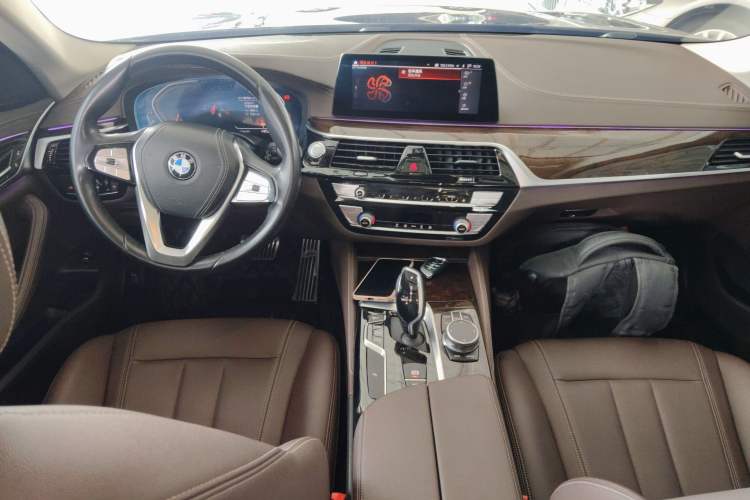 Used BMW 5 Series 2020 525Li Luxury Package