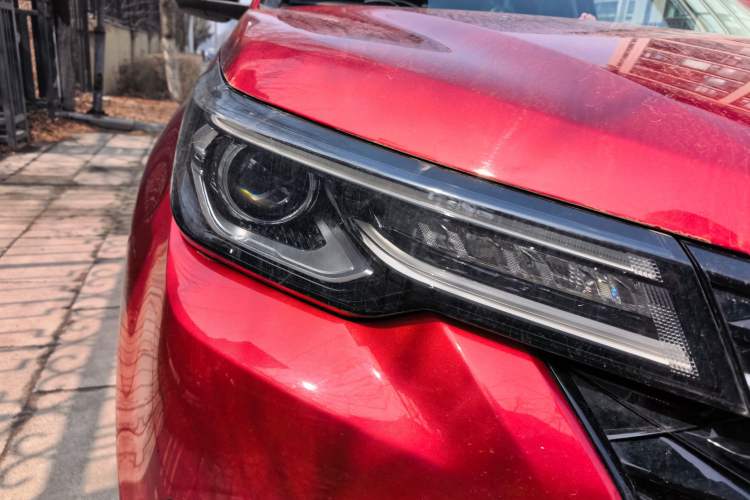 Used CHANGAN CS55PLUS 2021 Blue Whale Edition 1.5T Manual Luxury Model Right Front Headlight