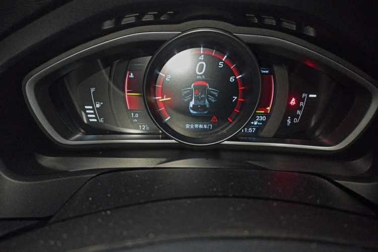 Used Volvo V40 2018 T3 Zhiya Edition
