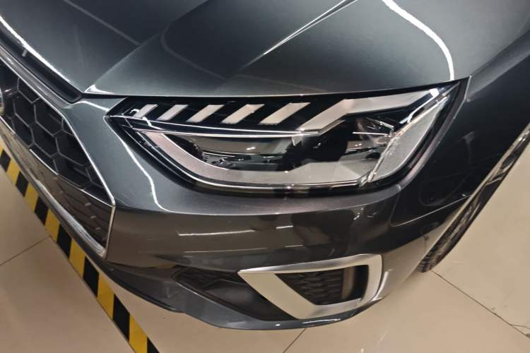 Used Audi A4L 2022 40 TFSI Fashion Dynamic Model Left Front Headlight