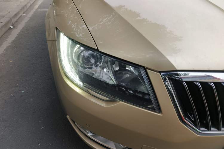 Used Skoda Superb 2013 1.8TSI Automatic Yashi Edition