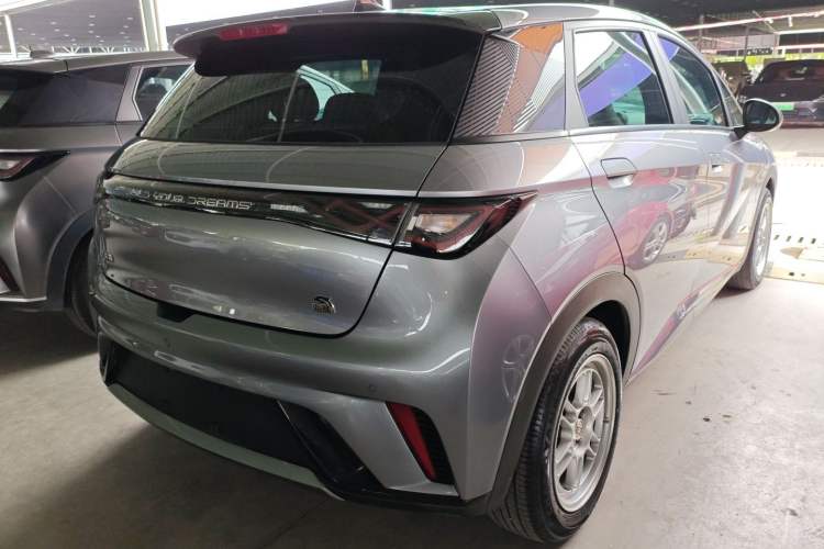 Used BYD Dolphin 2021 405 km Fashion Edition