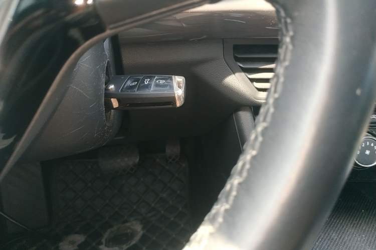 Used Volkswagen Bora 2021 1.5L Automatic Comfort Smart Connect Edition Vehicle Key