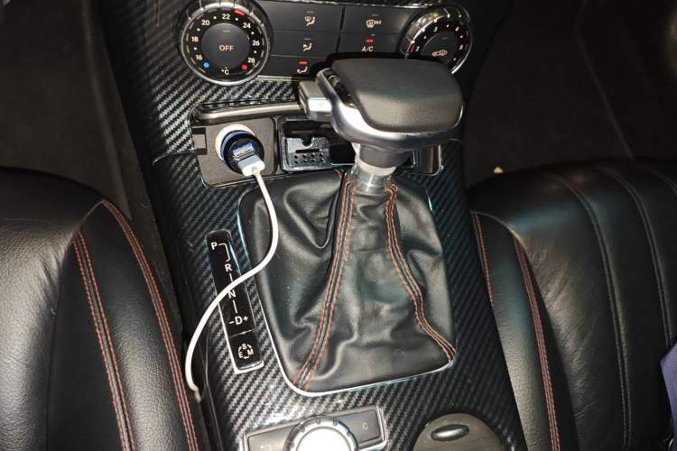 Used Mercedes-Benz SLK-Class 2011 SLK 200 Luxury Sports Model
