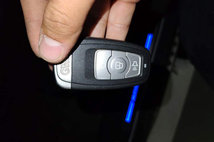 Used Haval H6 2013 Upgraded Model 1.5T Manual Two-Wheel Drive Elite Version
