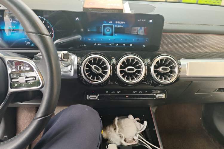 Used Mercedes-Benz GLB 2021 GLB 200 Fashion Model Audio And AC Panel