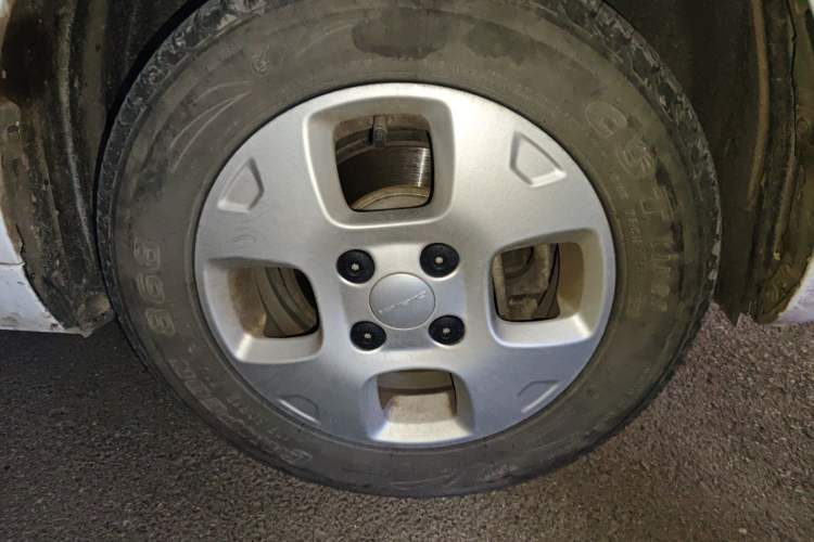 Used Roewe Clever 2021 302 km New Four-Seater Super-Efficient Version