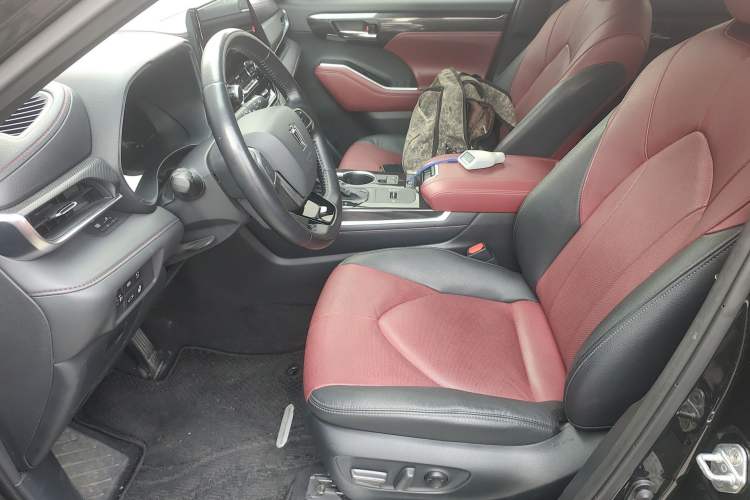 Used Toyota Crown Kluger 2021 2.5L HEV Four-Wheel Drive Flagship Edition Left Front Seat