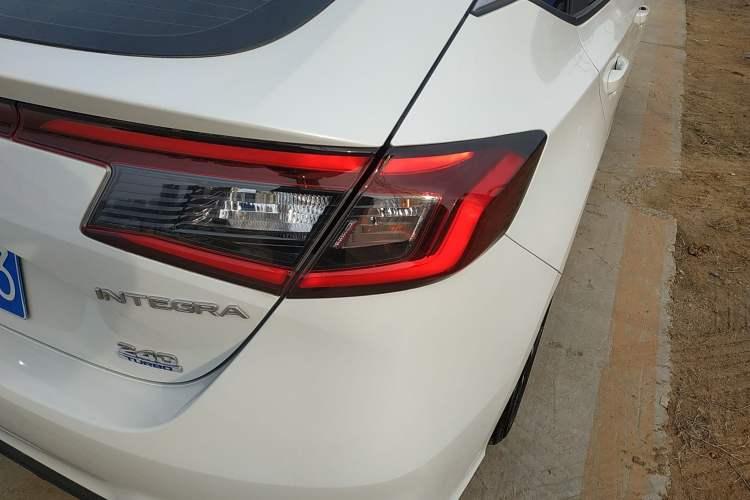 Used Honda Integra 2023 HATCHBACK 240TURBO CVT Trendsetting Edition
