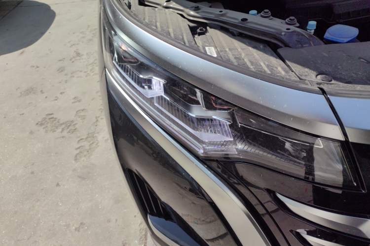 Used Denza D9 2024 DM-i 980 Four-Wheel Drive Prestige Model