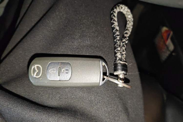 Used Mazda CX-5 2013 2.0L Manual Two-Wheel Drive Comfort Version