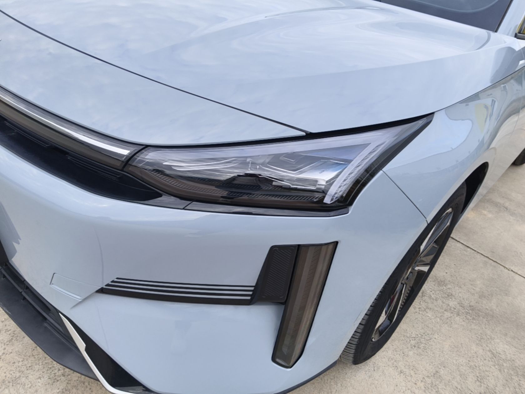Geely Galaxy L6 2024 125km PLUS Dragon Edition — снимка 8