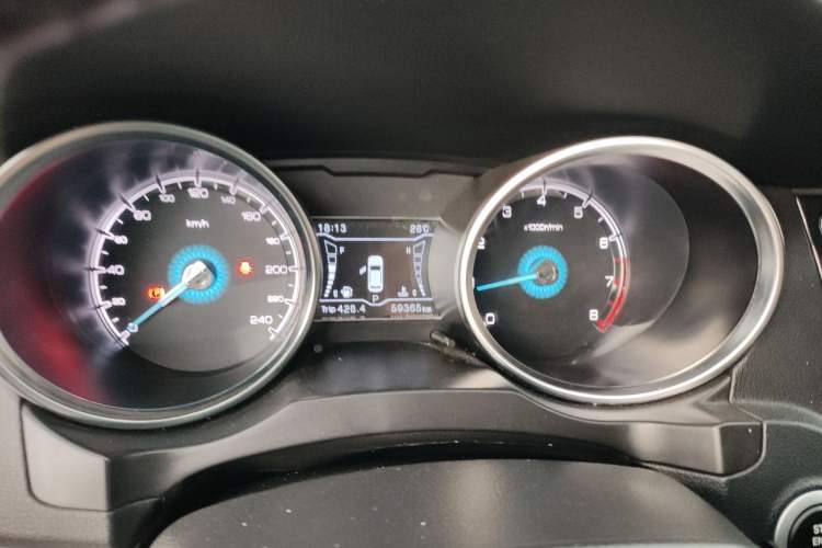 Used Zotye SR7 2016 1.5T CVT Cube Heart Edition China V Standard Instrument Cluster