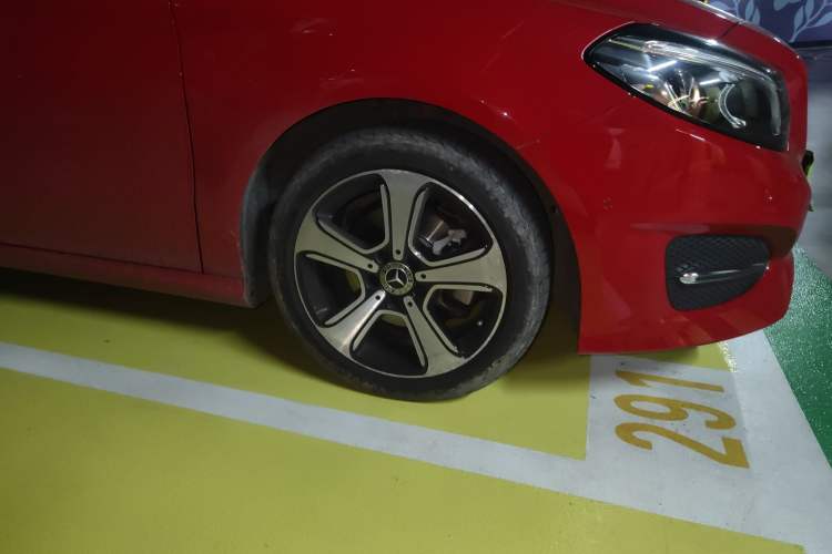 Used Mercedes-Benz B-Class 2017 B 200 Fashion Model