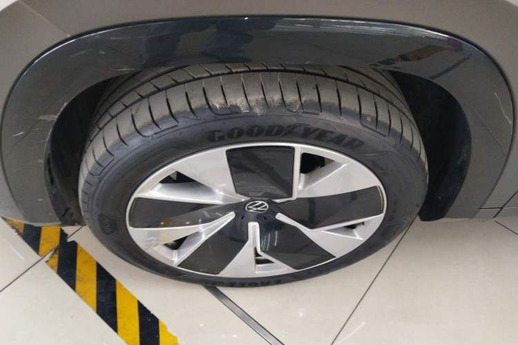 Used Volkswagen Teramont 2025 Tiguan Pro 450TSI Four-Wheel Drive Summit Edition