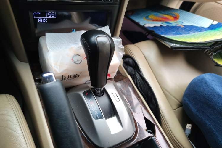 Used Honda Accord 2010 2.0L EX Gear Lever