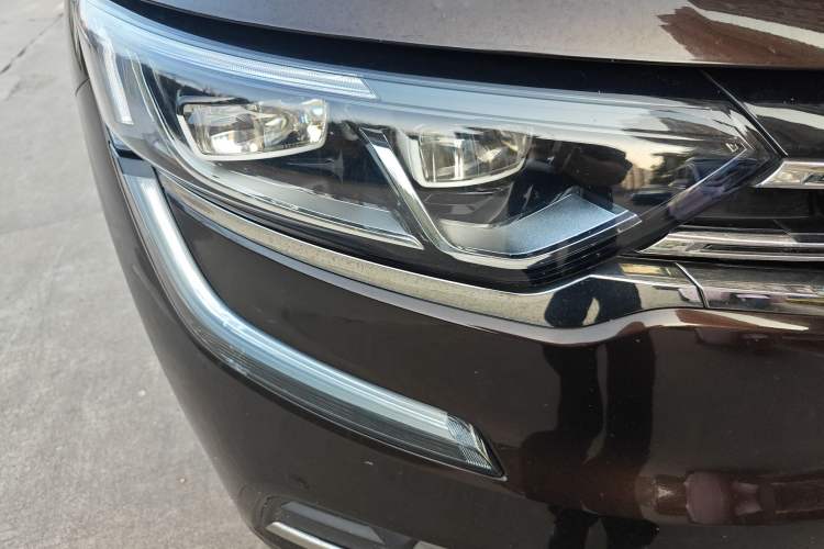 Used Renault Koleos 2018 2.0L Two-Wheel Drive 120th Anniversary Limited Edition
