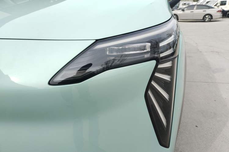 Used AION Y 2023 Plus 510 Tech Edition