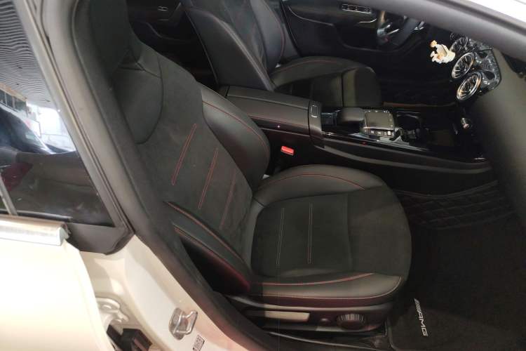 Used Mercedes-Benz CLA 2022-Year Updated CLA 200