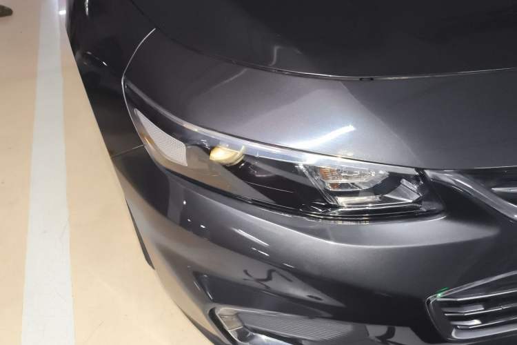 Used Chevrolet Malibu XL 2017 1.5T Automatic Ruichi Edition Right Front Headlight