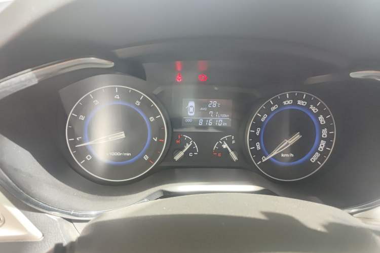 Used CHANGAN Alsvin V7 2015 1.6L Manual Enjoyment Model China IV Standard