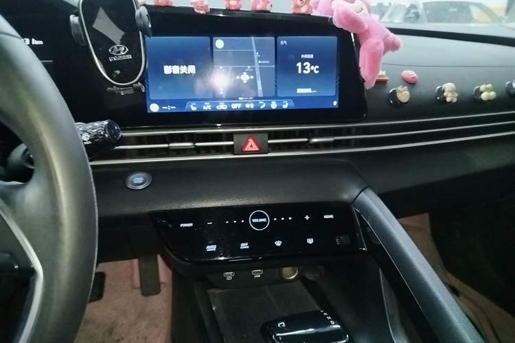 Used Hyundai Elantra 2021 1.5L CVT LUX Prestige Edition
