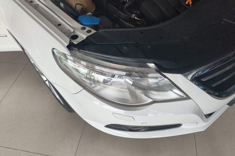 Used Volkswagen CC 2012 3.0 FSI V6 Right Front Headlight