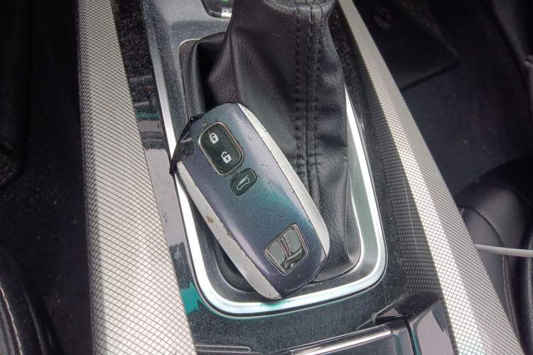 Used Luxgen U6 SUV 2015 1.8T ZhiZun Model Vehicle Key