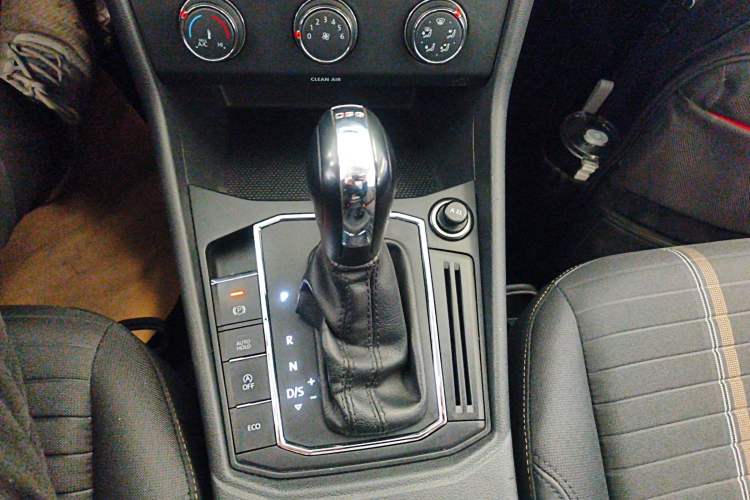 Used Volkswagen Lavida 2019 280TSI DSG Comfort Edition China VI standard