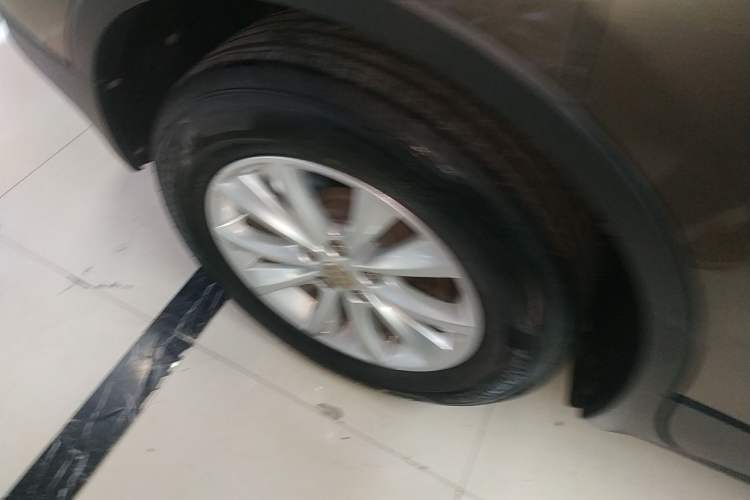 Used Buick Envision 2017 28T Four-Wheel Drive Luxury Model Exterior 5