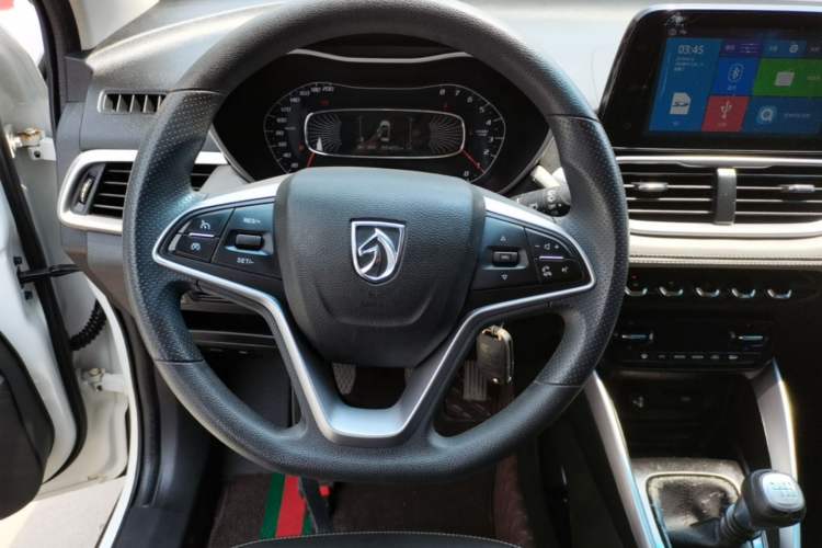 Used Baojun 510 2017 1.5L Manual Fashion Model