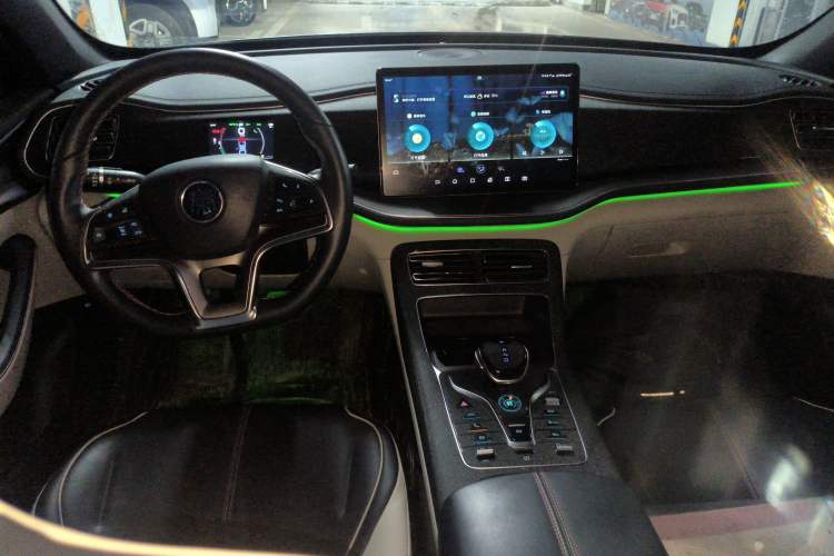 Used BYD Qin PLUS 2021 DM-i 120KM Flagship Model